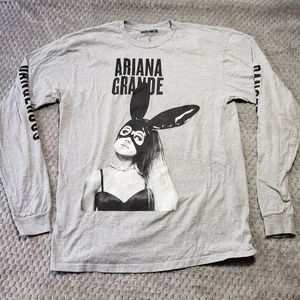 Ariana Grande Dangerous Woman tour shirt